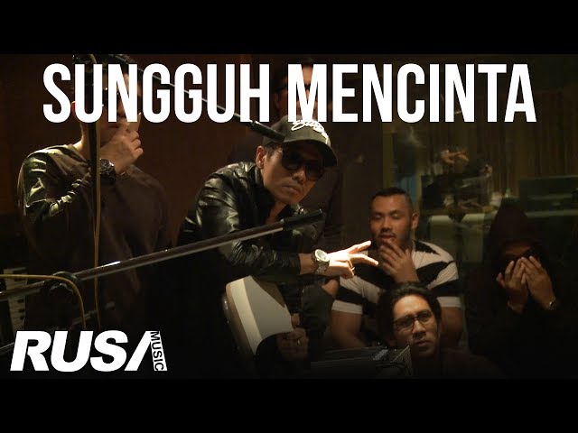 (OST TITIAN CINTA) Asfan Shah & Qanda - Sungguh Mencinta [Official Lyrics Video] class=