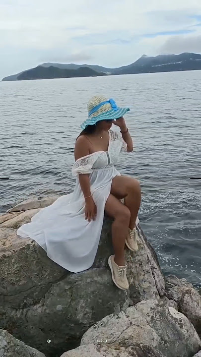I'm unstoppable today🤣 #janelifeandadventure #beautifulhk #discoverhk #hapmunbay #nature #photoshoot