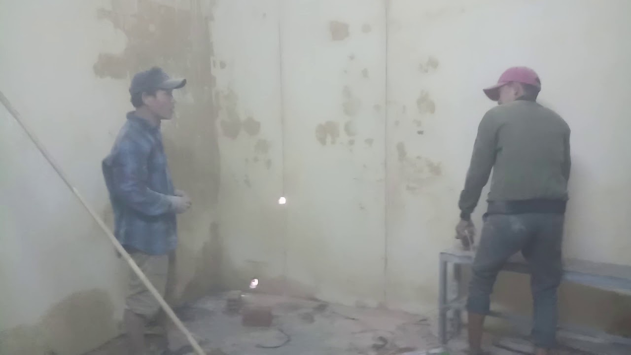 cắt tường gạch làm cửa sổ