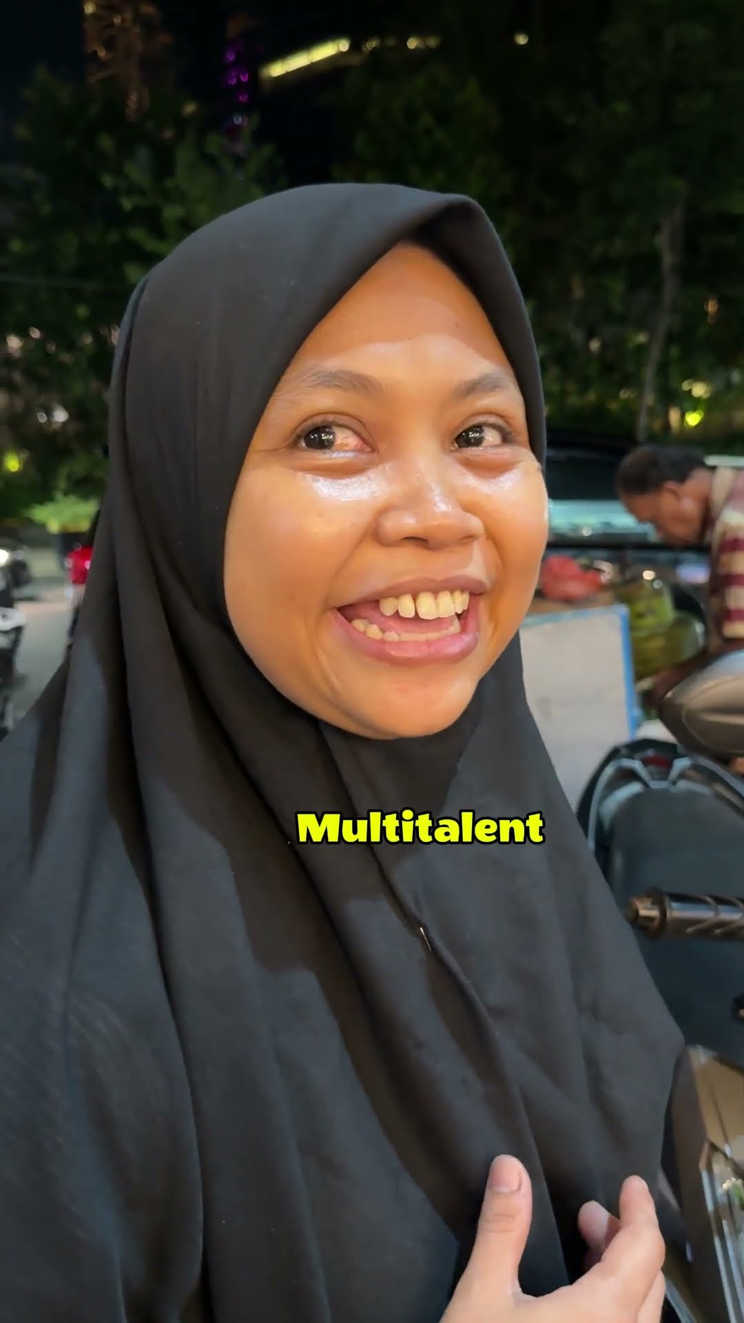 LEIKA MET HER FANS IN PUBLIC STREETS OF SURABAYA! SUPER FUN ?  #leika #viral #shorts #funny #kids
