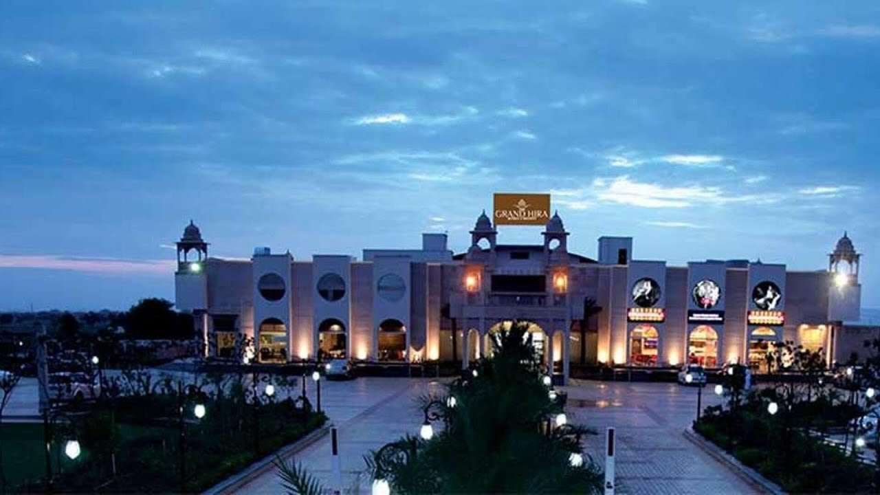 The Lal Vilas Hotel & Resort, Behror, India | Travel With Anvika - YouTube