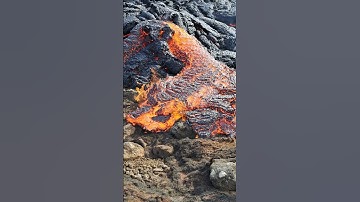 SCIENCE at the LAVA FRONT:  Making of Pahoehoe Lava Lobes, Iceland Volcano Eruption, July 2023