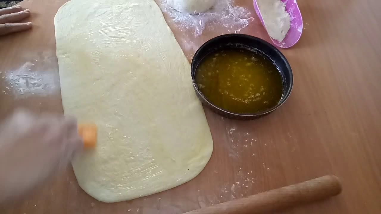 اروع شهدة بتي بان بطريقة رهيبة جدا و عجينة سحرية ممتازة تستحق التجربة