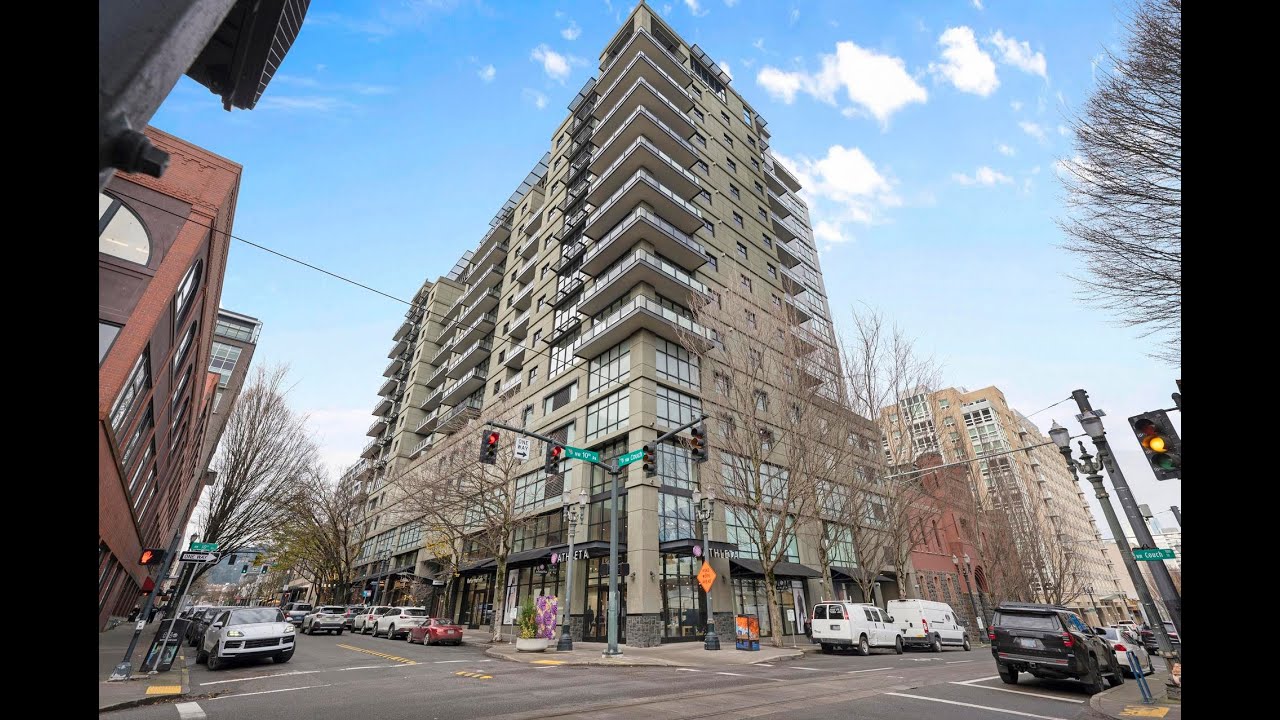 1025 NW Couch Street 