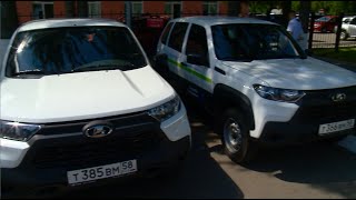 Губернатор Олег Мельниченко передал ключи от новых санитарных автомобилей медучреждениям области