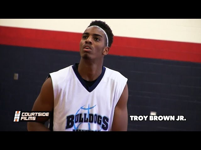 Centennial basketball standout Troy Brown Jr. chooses Oregon over