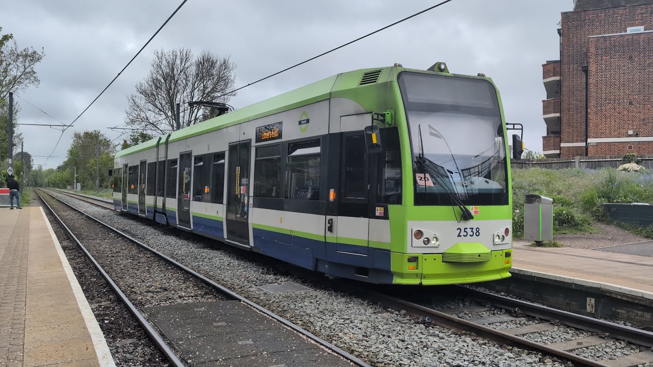 Play: London Tramlink Action: 78 seconds of pure transport calm