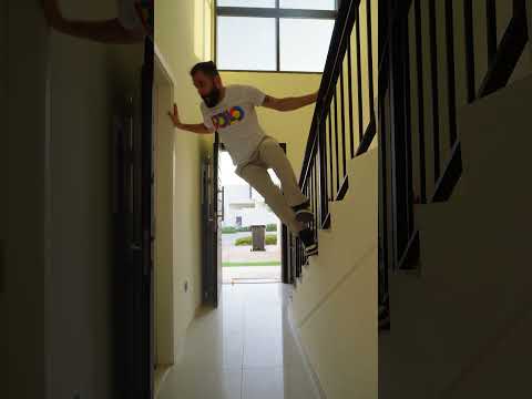 لما زوجتي تمسح الأرض