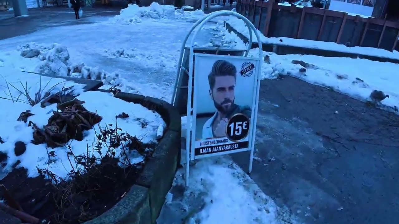 5 Minutes Around the City | Metro & Bus Journey