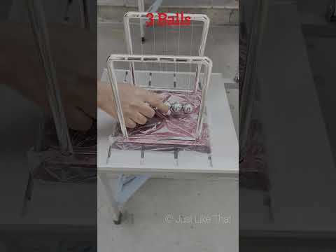 Newton's Cradle with