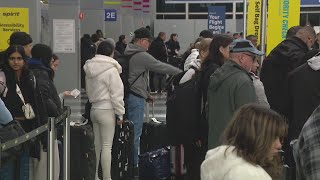 Holiday travel rush begins at O'Hare