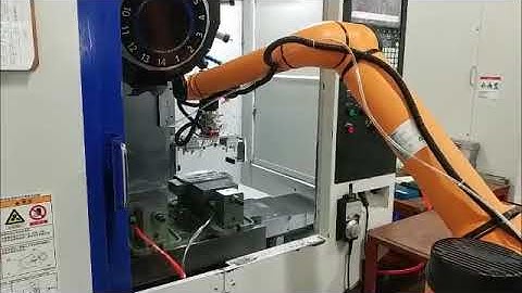 10kg AUBO Unit helps a CNC Operation