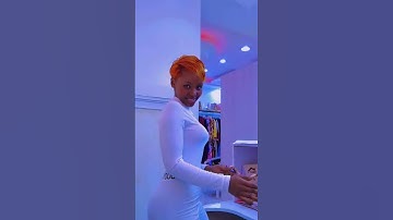 Thumbnail of Mon bonheur (feat.Koffi Olomidé) Cindy le Cœur