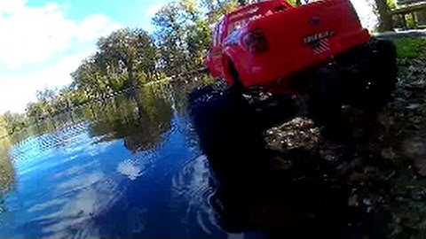 RC Overdose-TRX Stampede at Duck Pond(Nature Park Trailing)(Ford Svt Raptor Body)