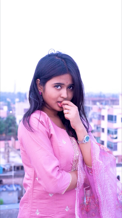 Is pyar se meri taraf na dekho 😍 #roshninandi #love #trending #viralvideo #ytshorts #shorts
