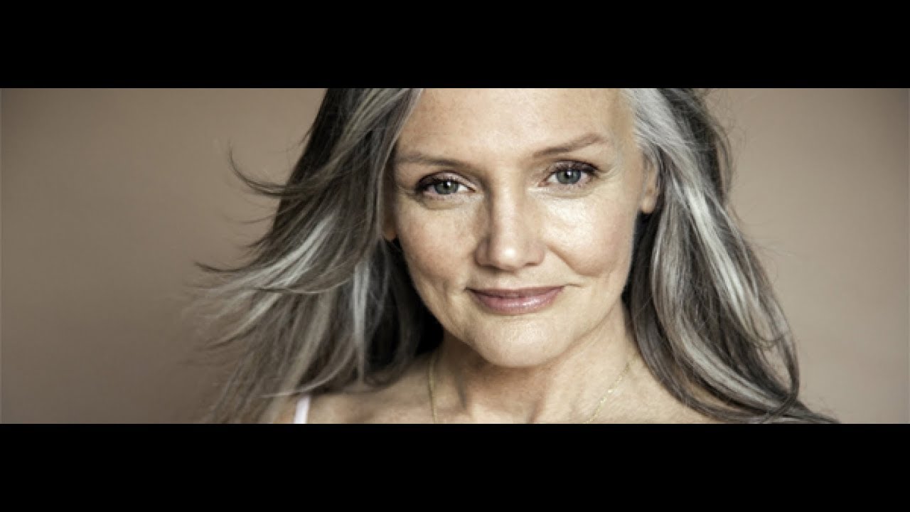 70-jarige vrouw lijkt 30 – Recept voor een beter gezichtsvermogen, jeugdige huid en dikker haar