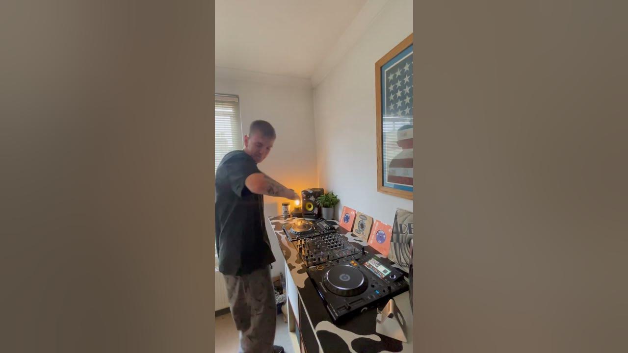 RUN THAT AGAIN RUDE BOY! 🎵 #ukg #ukgarage #garage #festival #dj