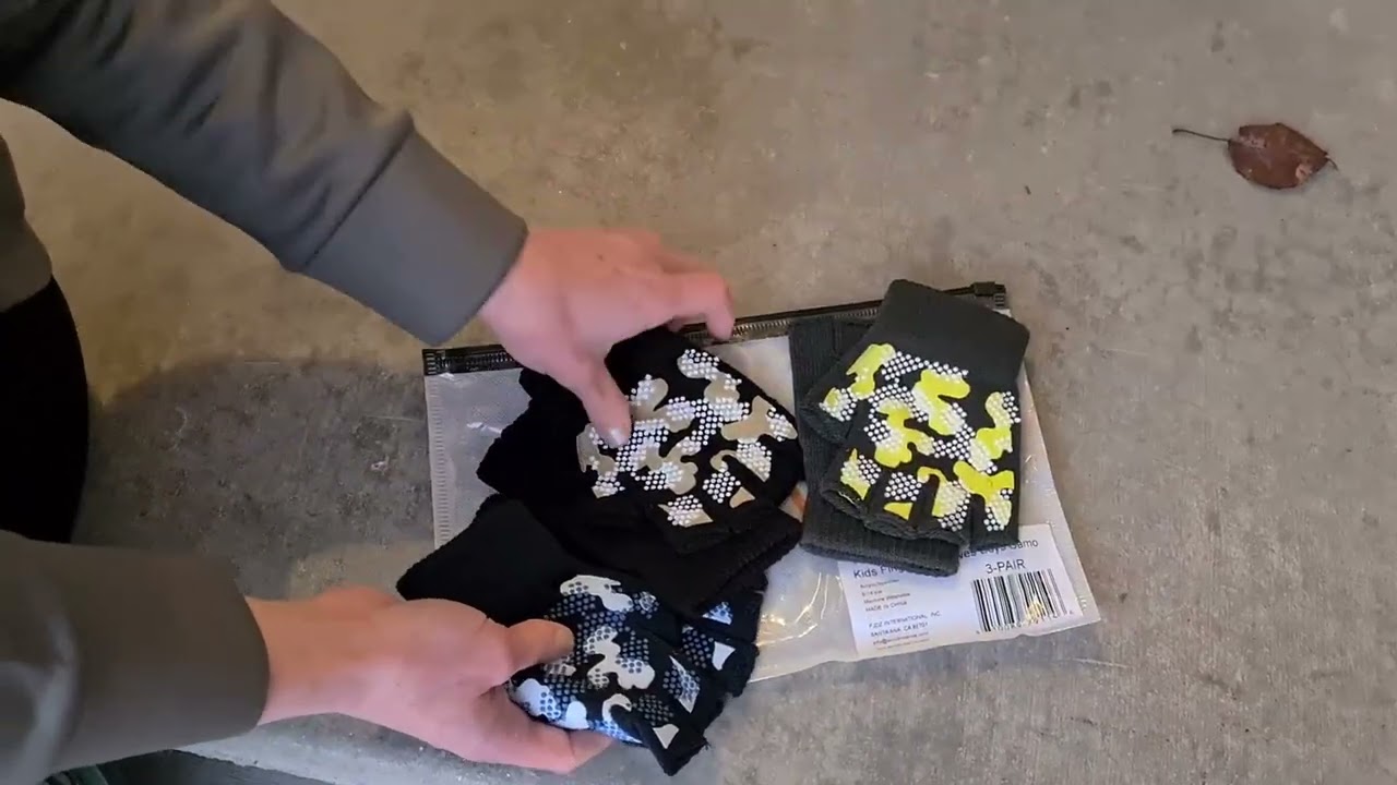 HONEST Reviews Fingerless Gloves Stretch Gripper Touchscreen