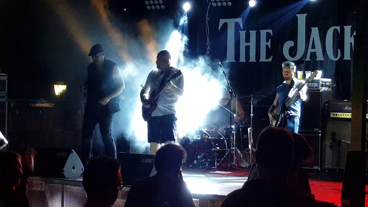 THE JACK LIVE AC / DC TRIBUTE A VATTARO TRENTO - YouTube
