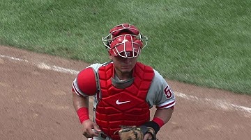 PHI@CHC: Ruiz fires to second to nail Bogusevic