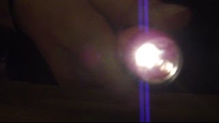 ASMR - Fast clicking flashlight [No Talking] - Request #03 screenshot 5