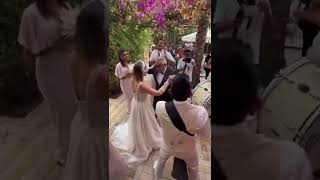 Lea Makhoul dancing on her wedding 👰‍♀️😍