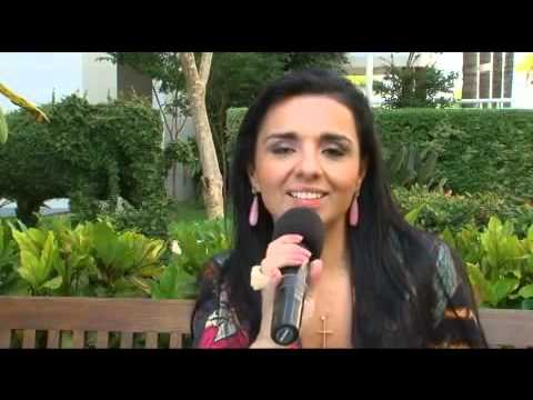Liz Lanne apresentando seu novo CD "Glorifica- ao vivo"