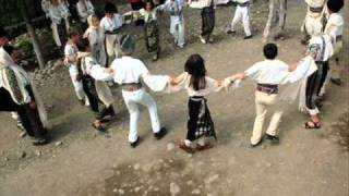 '' P E R I N I T A ''  Romanian Folk Dance Nr.112