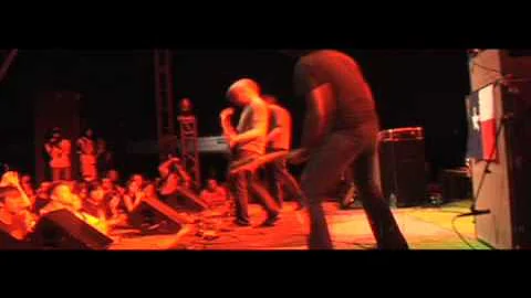 Explosions In The Sky - Wall Of Sound