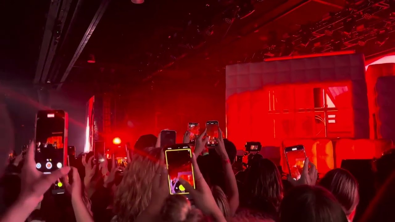 Camila Cabello - “Shameless” (Live at Hordern Pavilion, Sydney 2025)