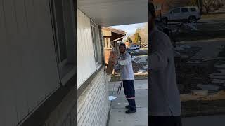 This mailman has the most confidence! #mailman #mailbox #package #comedy #usps