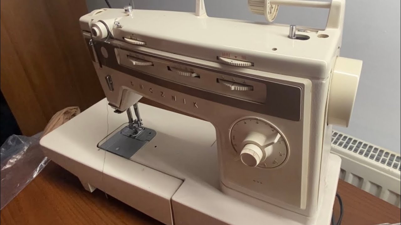 Naprawa wymiana zębatek maszyna do szycia Łucznik regulacja ustawienie