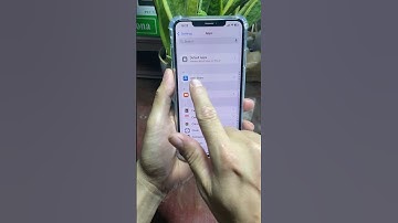 How to auto update apps on iPhone