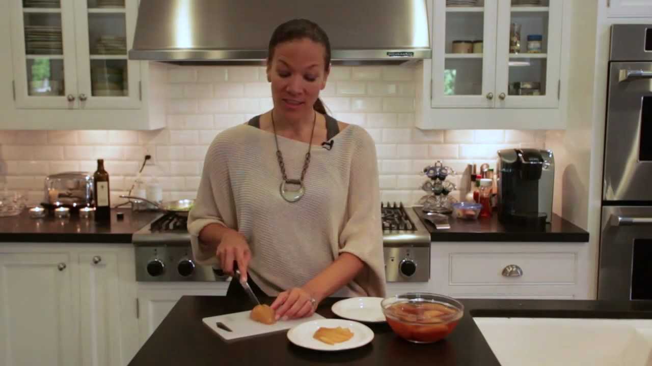 The Fresh 20 - Quick Health Tip - Poached Pears