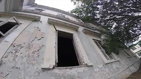 Abandoned Hospital!