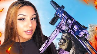 THE TEC 9 IS BEYOND BROKEN 😱 .. (BEST SMG)