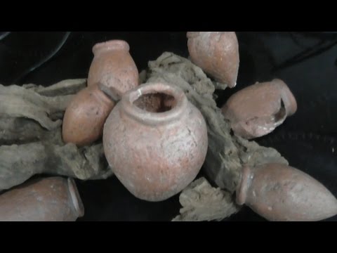 Como hacer tinajas de barro con botellas - IMITATION JARS, VESSEL OF MUD,  MINIATURES 