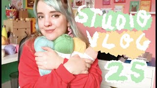 STUDIO VLOG No. 25 // A Very Chatty One. 👀