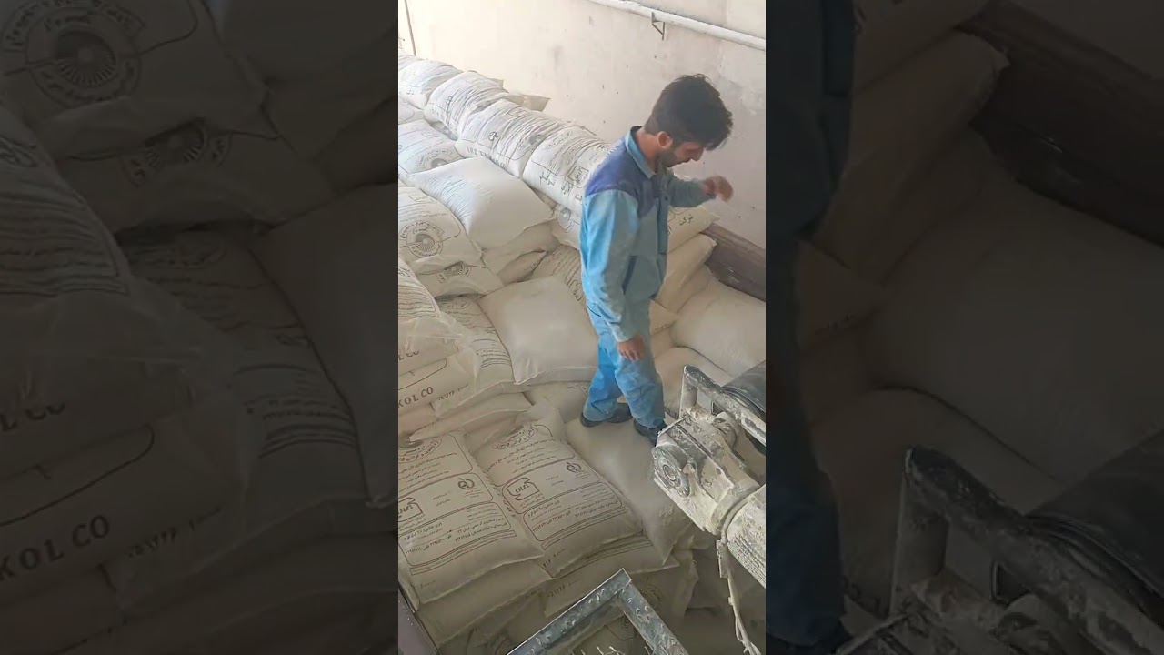 Loading 27 Tons on a DAF Truck! 🚛💨