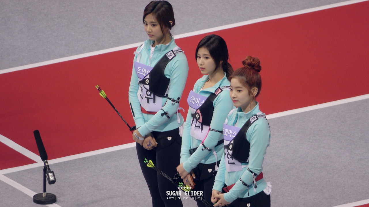 170116 아육대 양궁 트와이스 쯔위 다현 사나 첫경기 4K 직캠 by 슈가글라이더 BGM TT 치어업 안녕