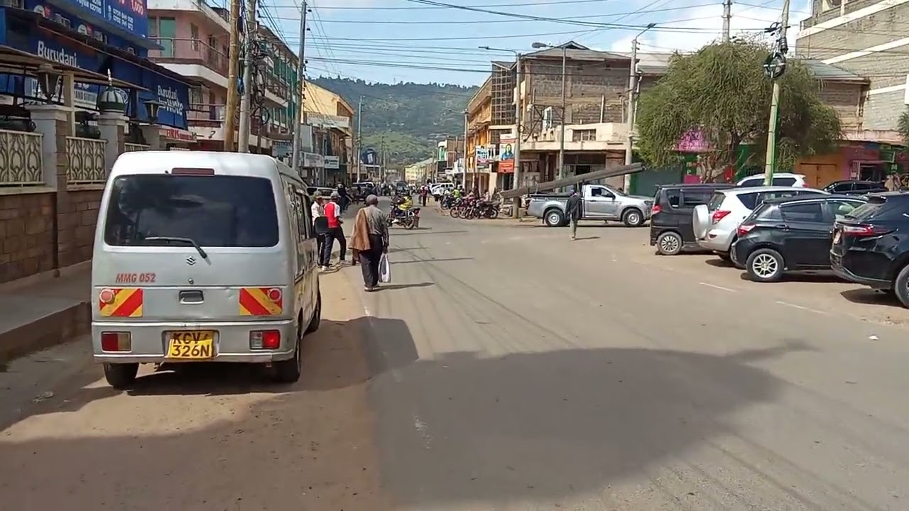 Machakos Town Maandamano Day Two Part Three Current Situation auf YouTube ansehen Machakos Town Maandamano Day Two Part Three Current Situation auf YouTube ansehen