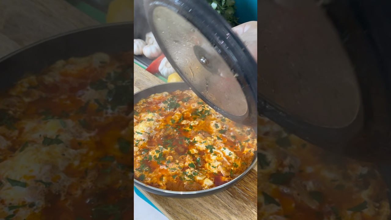 Burhan Chef Special 🍳🔥 Yumurtalı Sebzeli Tava #Shorts #yemektarifi #yemek