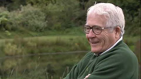 James Lovelock Explains Gaia Hypothesis on The Sac...