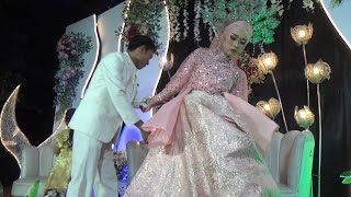 pengantin dengan gaun tercantik