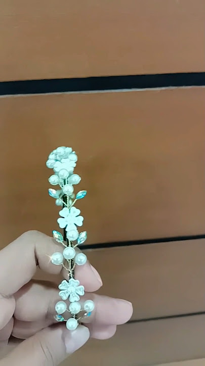 tiara hairbow ✨️✨️✨️✨️dm for order✨️✨️✨️