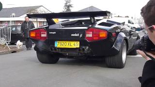 Lamborghini Countach S et 2 Chevrolet Corvette C6 Grand Sport .