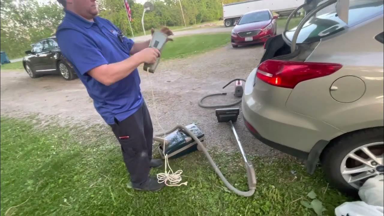 New trash picked vacuums YouTube