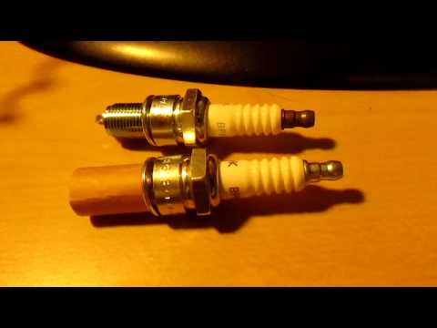 Video: Puas resistor spark plugs ua qhov txawv?