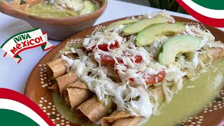 Flautas de Pollo Ahogadas en Salsa Verde | Con Sabor a Guerrero