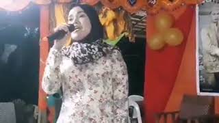 Video voorbeeld van "PARDU JUMAAT / Cover by Indah nalyn"